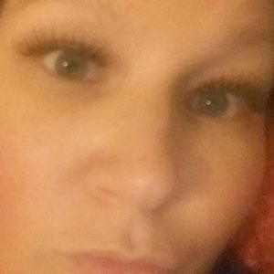 Meet your Posher, Tonya